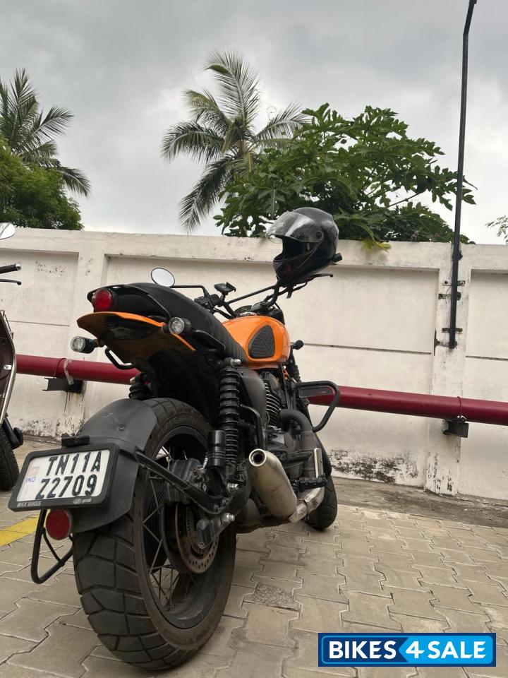 Fire Orange Yezdi Scrambler Dual Tone Fire Orange Yezdi Scrambler Dual Tone