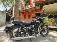 Pure Black Royal Enfield Classic 350 Single Channel BS6