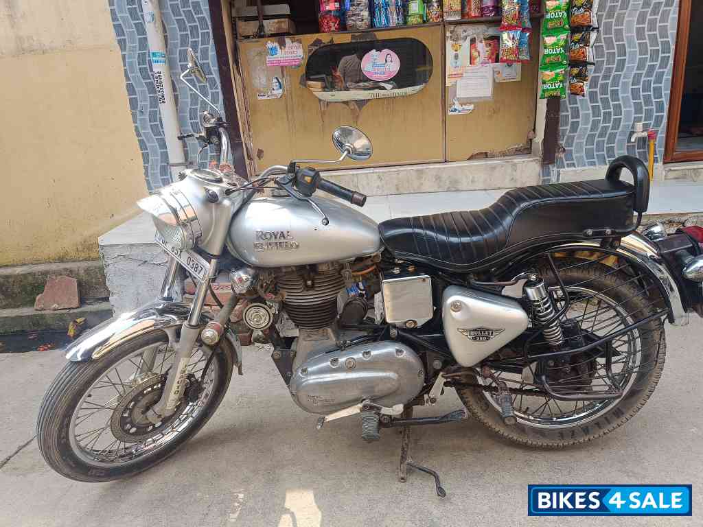 Silver Royal Enfield Bullet Electra
