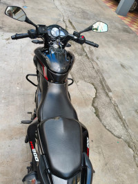 Black Bajaj Pulsar 200 NS ABS