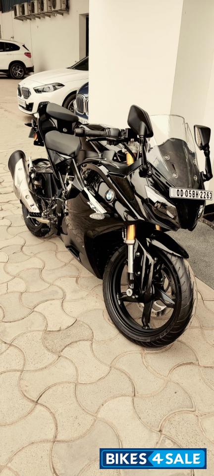 Black BMW G 310 RR