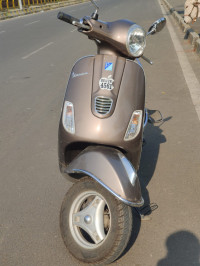 Vespa Elegante