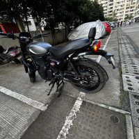 Royal Enfield Hunter 350 Metro