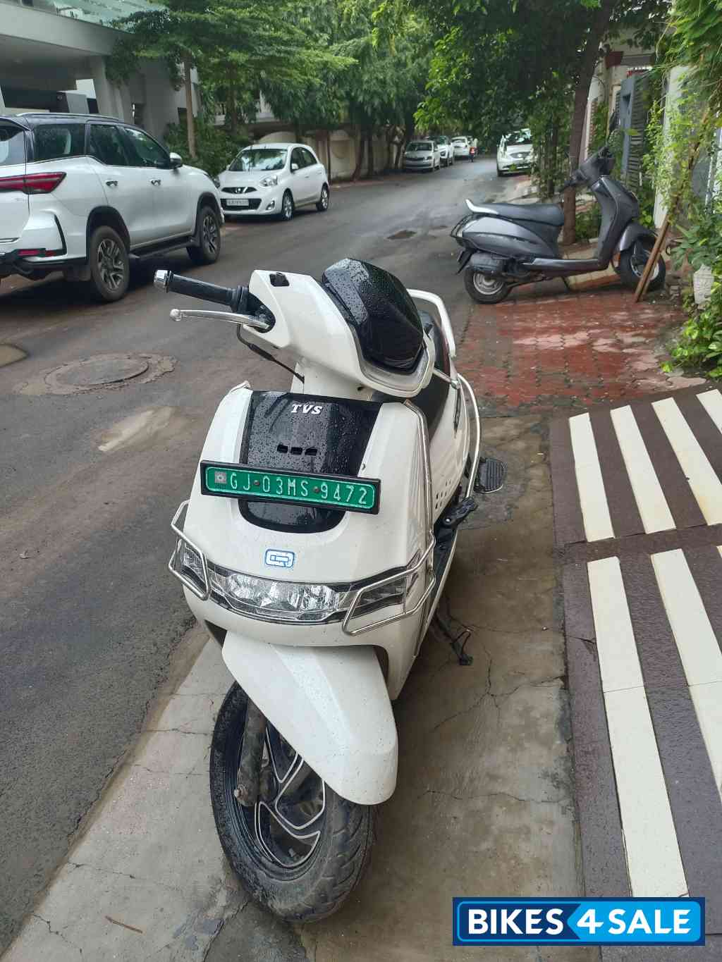 White TVS iQube Electric