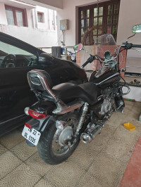 Black Bajaj Avenger Cruise 220 BS6