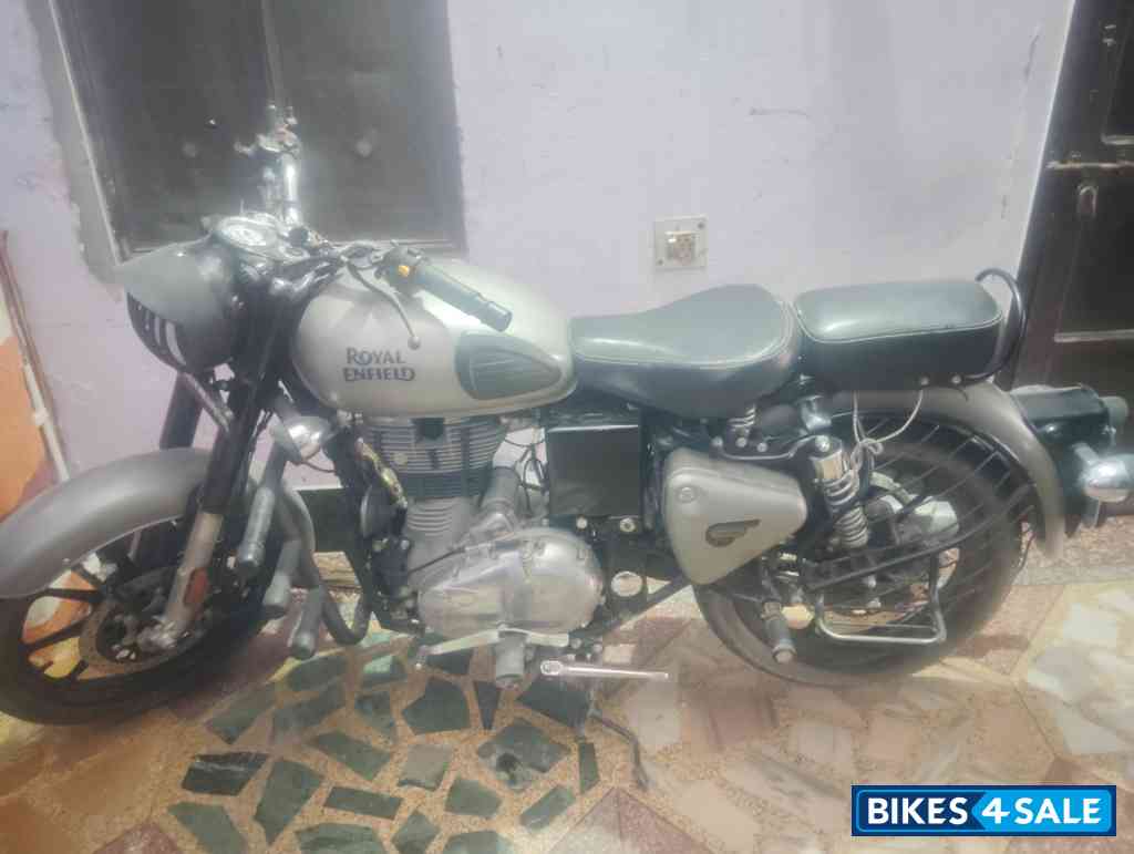 Gun Mattel Royal Enfield Classic 350 BS VI