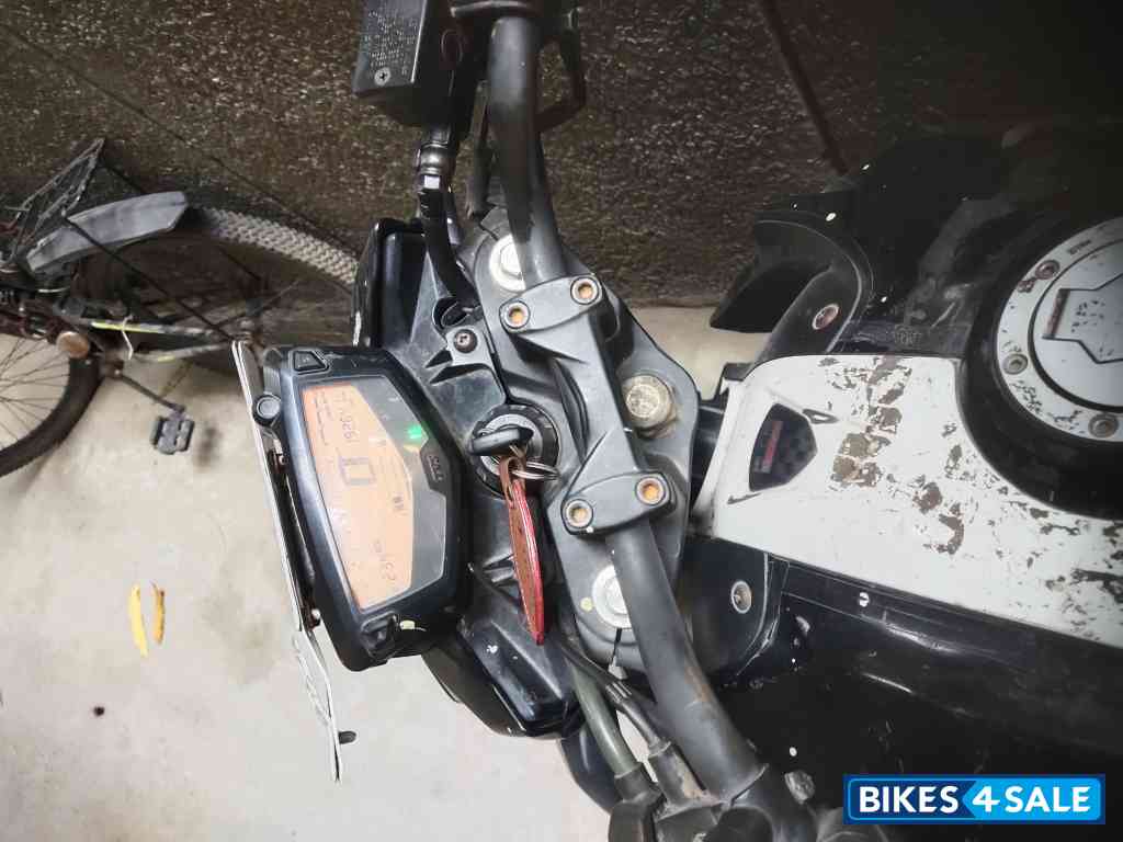 TVS Apache RTR 160 4V