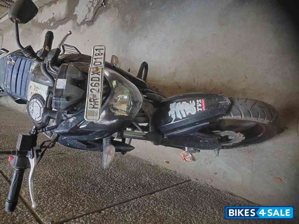 TVS Apache RTR 160 4V