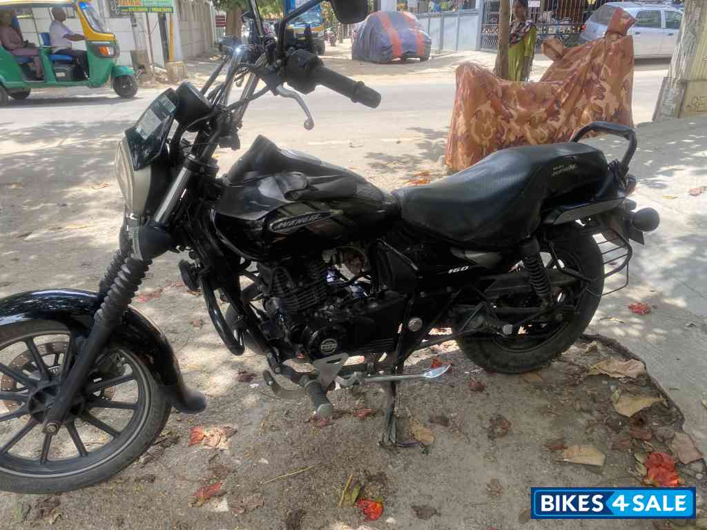 Bajaj Avenger Street 160