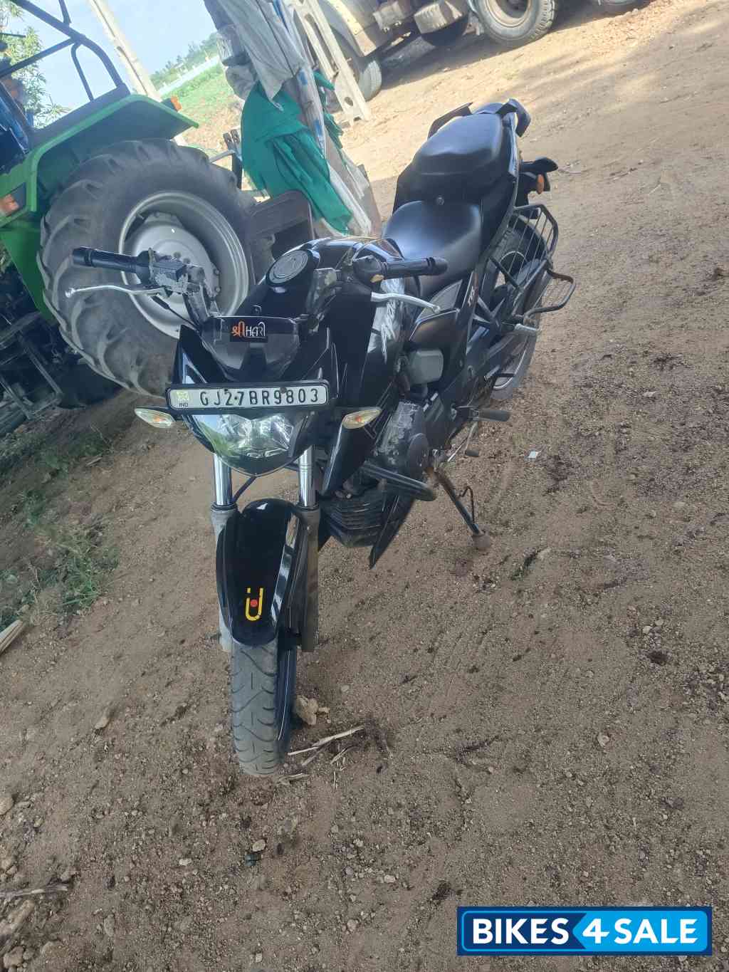 TVS Apache RTR 200 4V