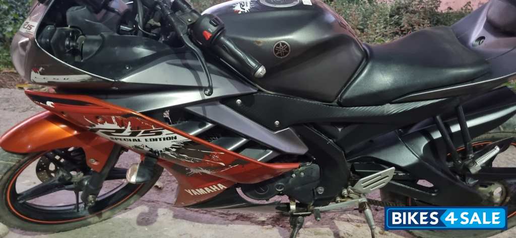 Yamaha YZF R15 V2