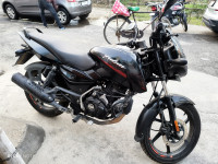 Black Bajaj Pulsar 125 Neon BS6