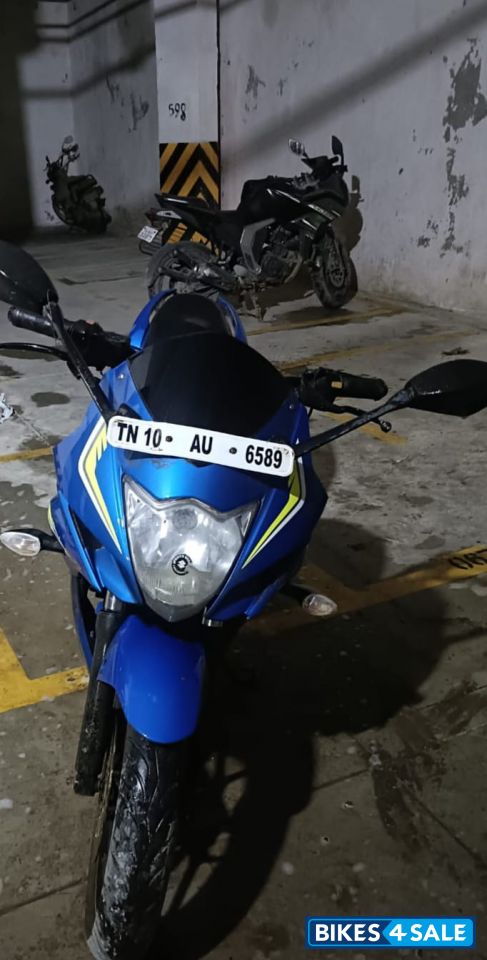 Blue Suzuki Gixxer 150
