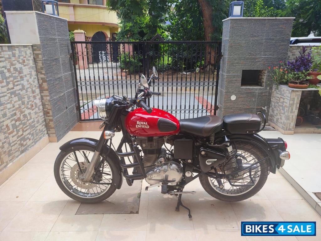 Royal Enfield Classic 350 Redditch Red