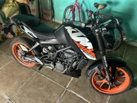 KTM Duke 125