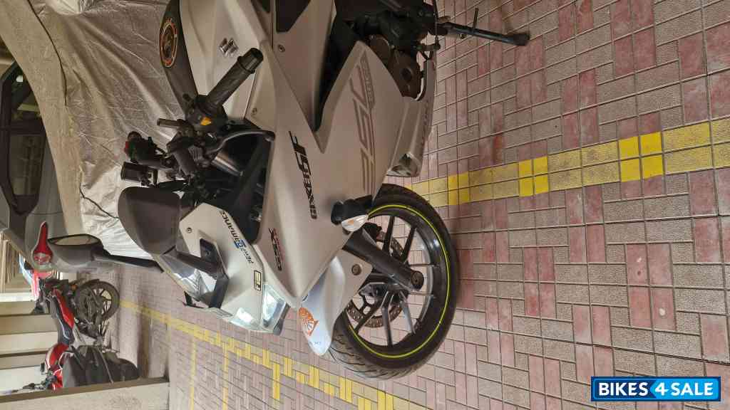 Suzuki Gixxer SF 250 Suzuki Gixxer SF 250