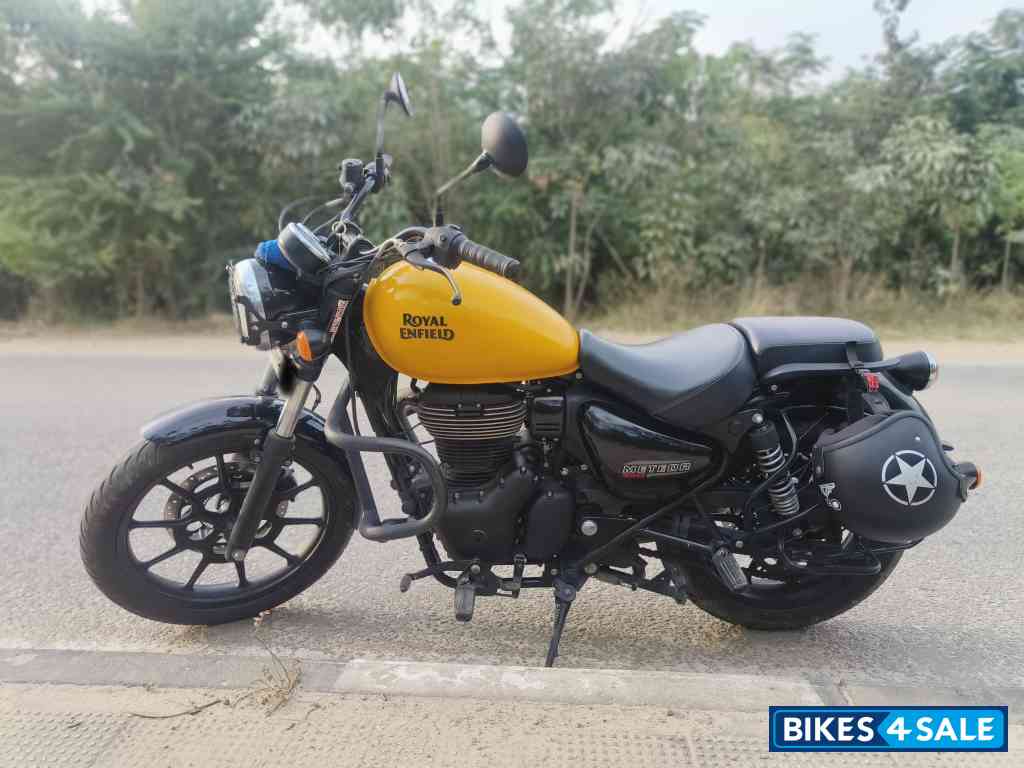 Yellow Royal Enfield Meteor 350 Fireball