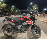 Red Bajaj Pulsar NS125 2022