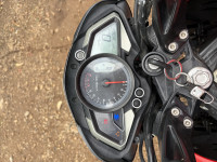 Red Bajaj Pulsar NS125 2022