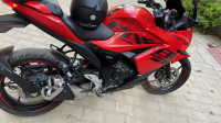 Red Suzuki Gixxer SF