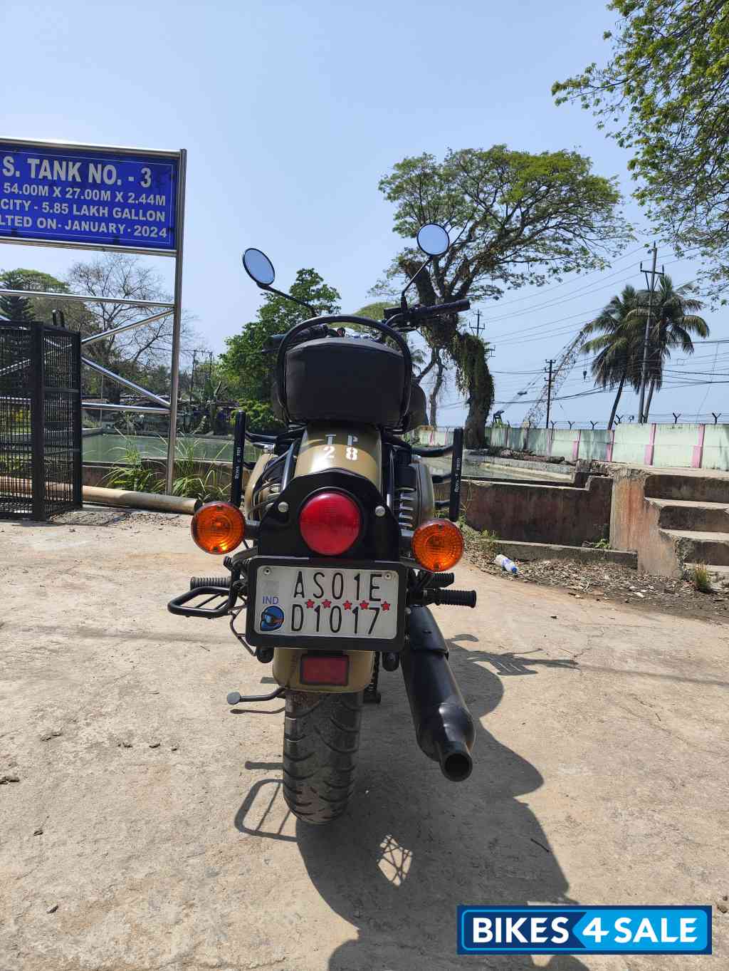 Royal Enfield Classic Signals Stormrider Sand