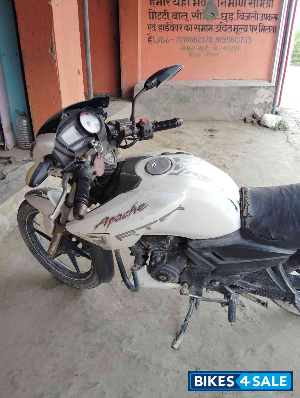 TVS Apache RTR 180 ABS