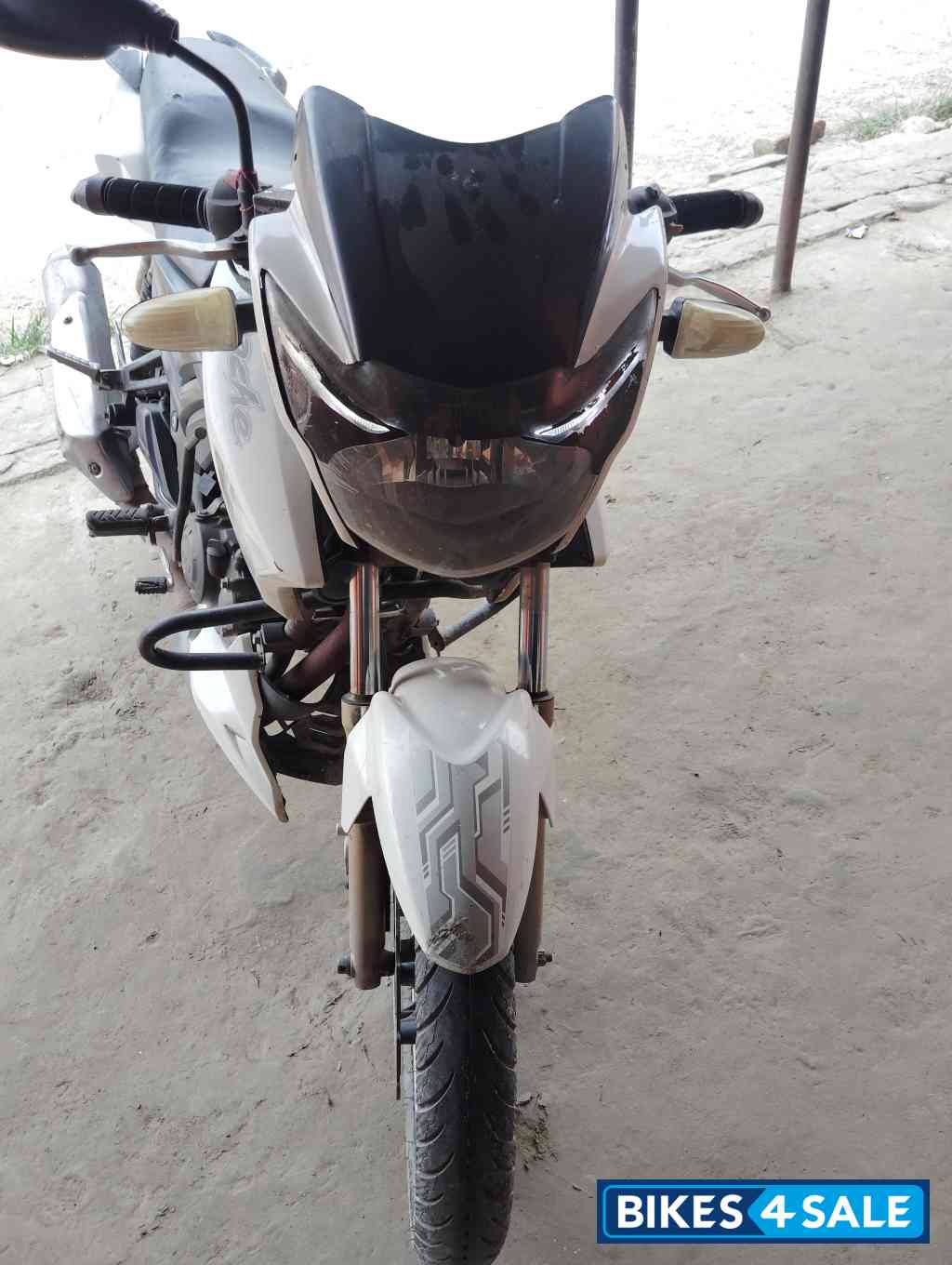TVS Apache RTR 180 ABS