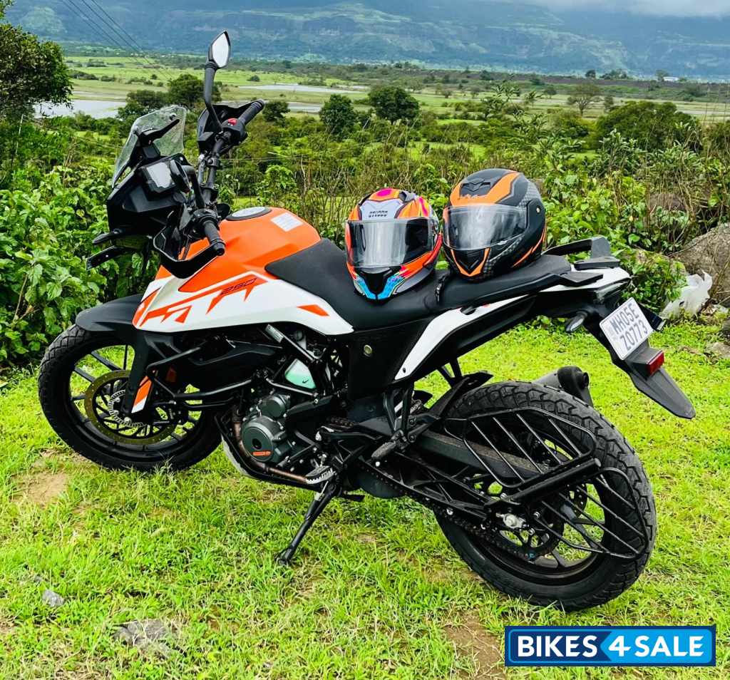 Orange KTM 250 Adventure 2022
