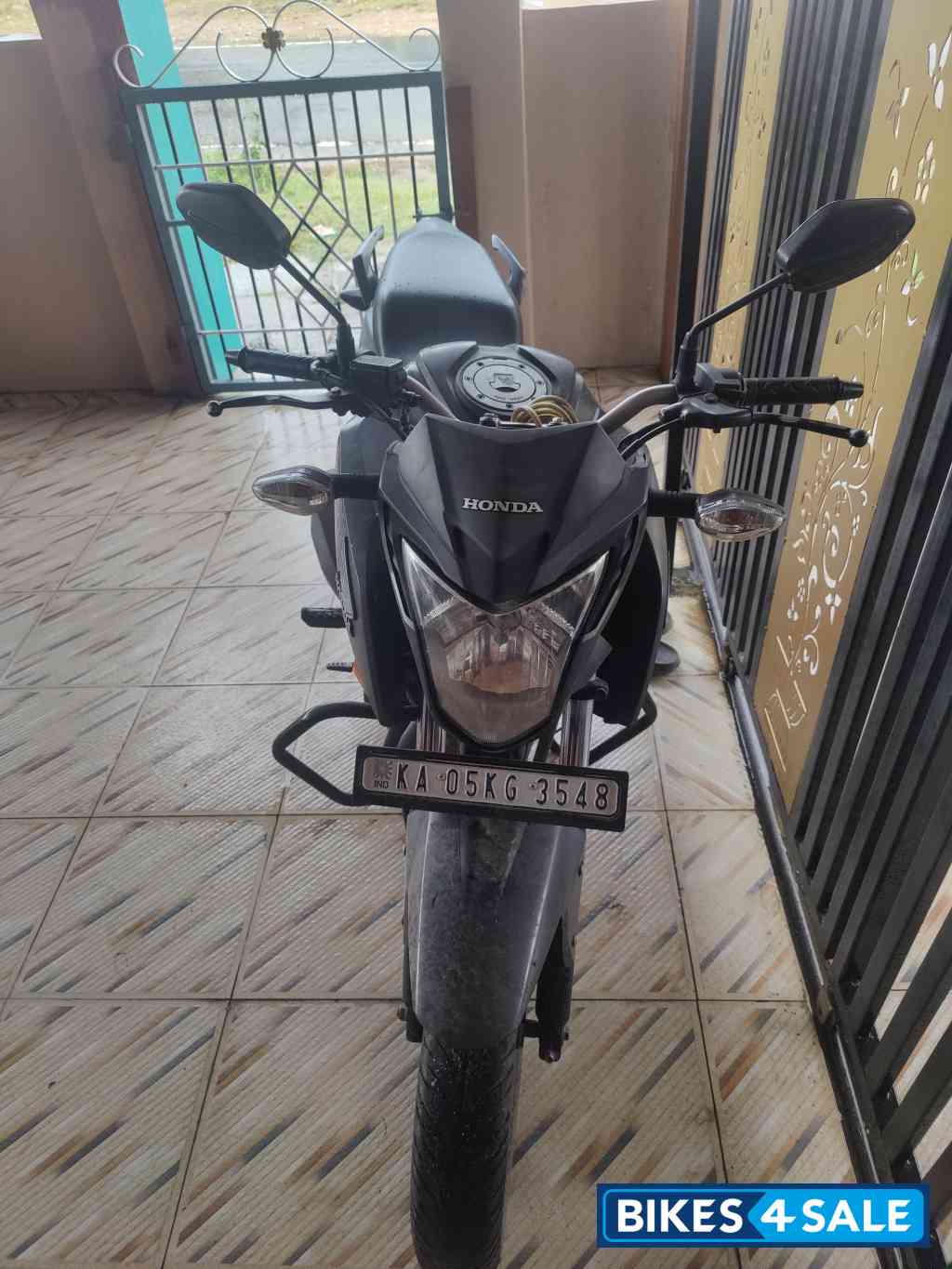 Honda CB Hornet 160R