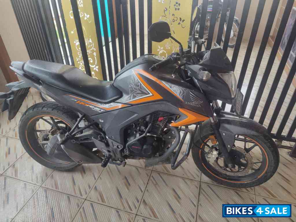 Honda CB Hornet 160R