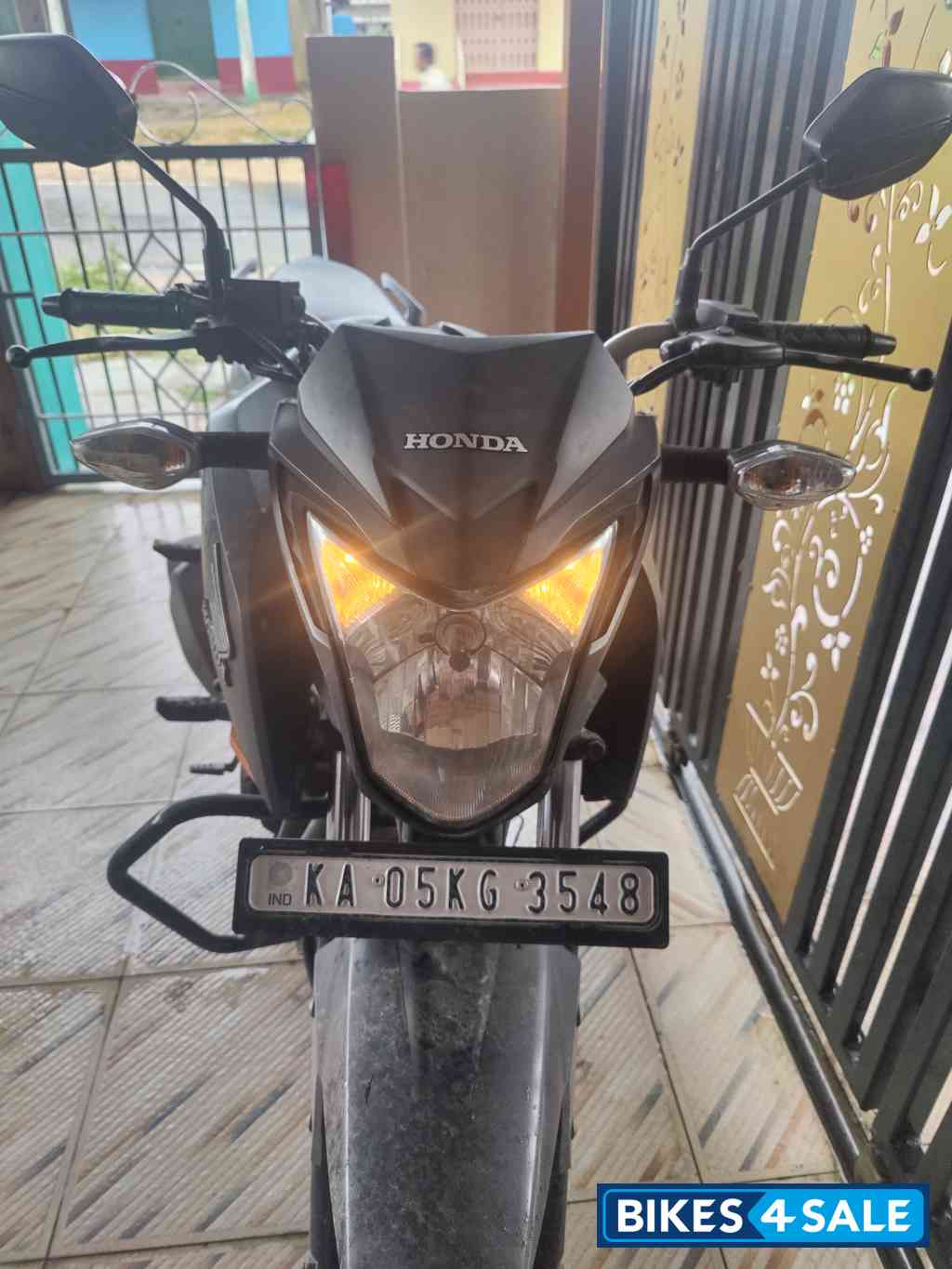 Honda CB Hornet 160R