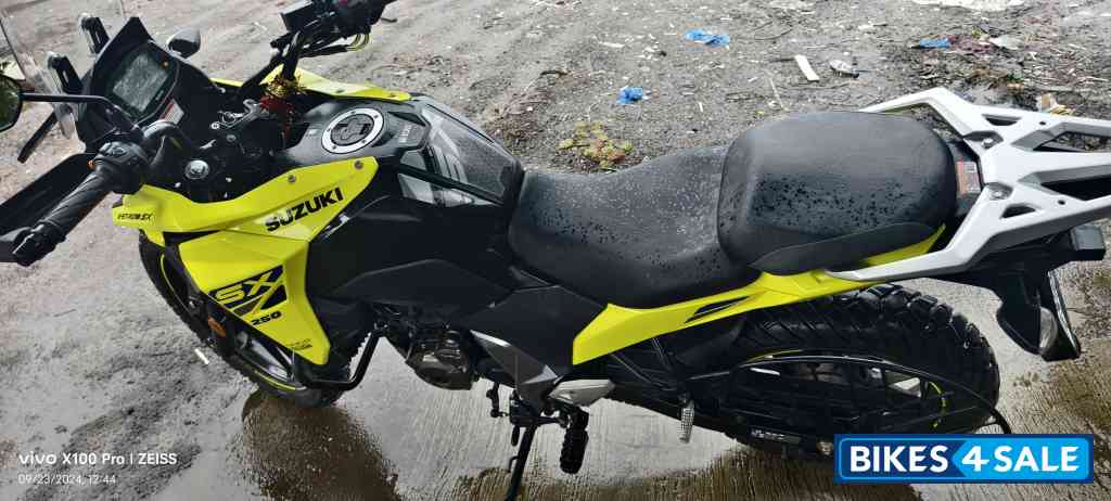 Suzuki V-Strom 250