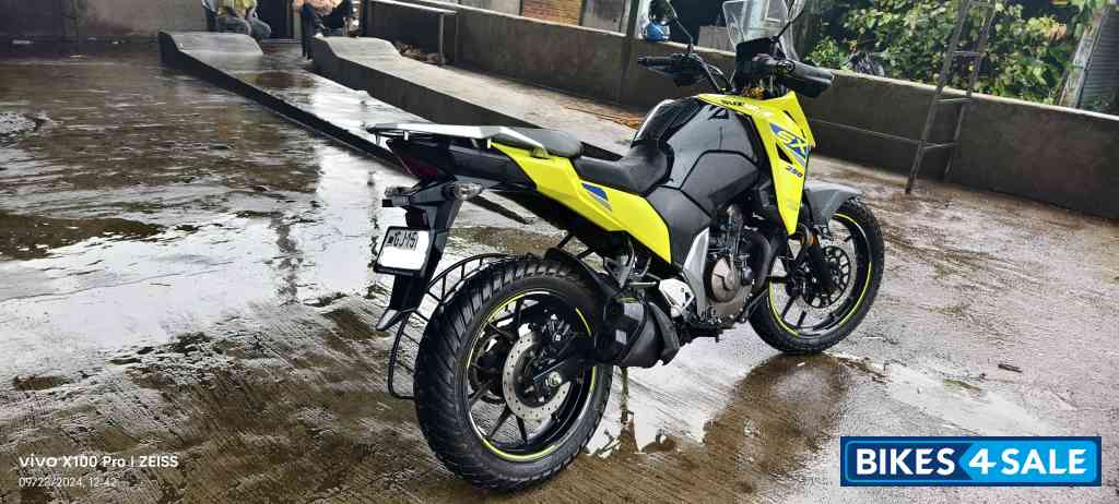 Suzuki V-Strom 250