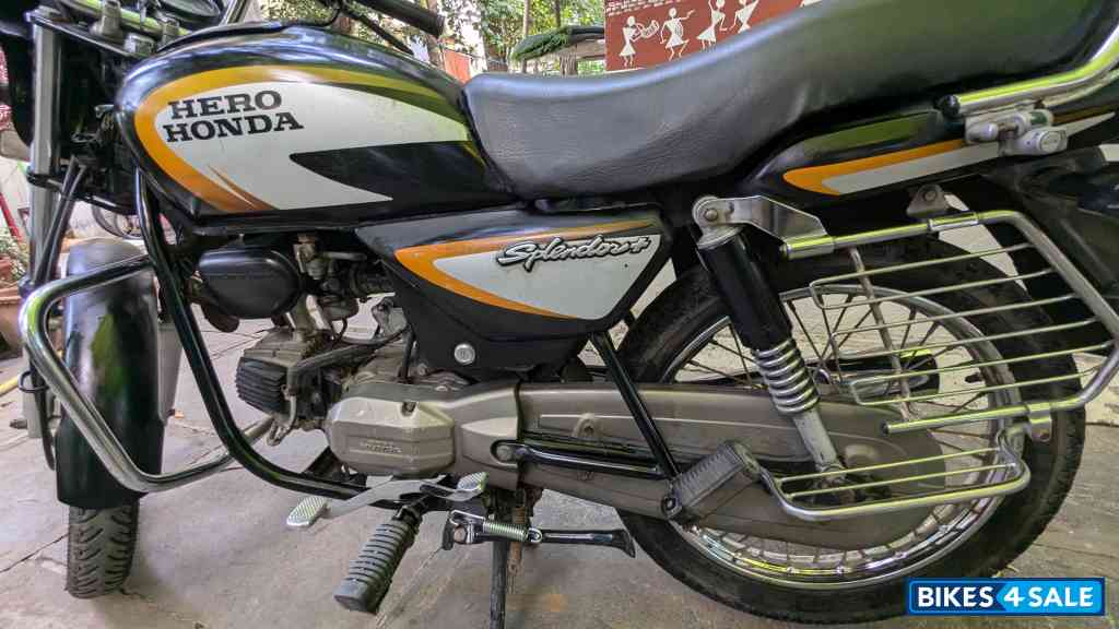 Black Hero Splendor Plus