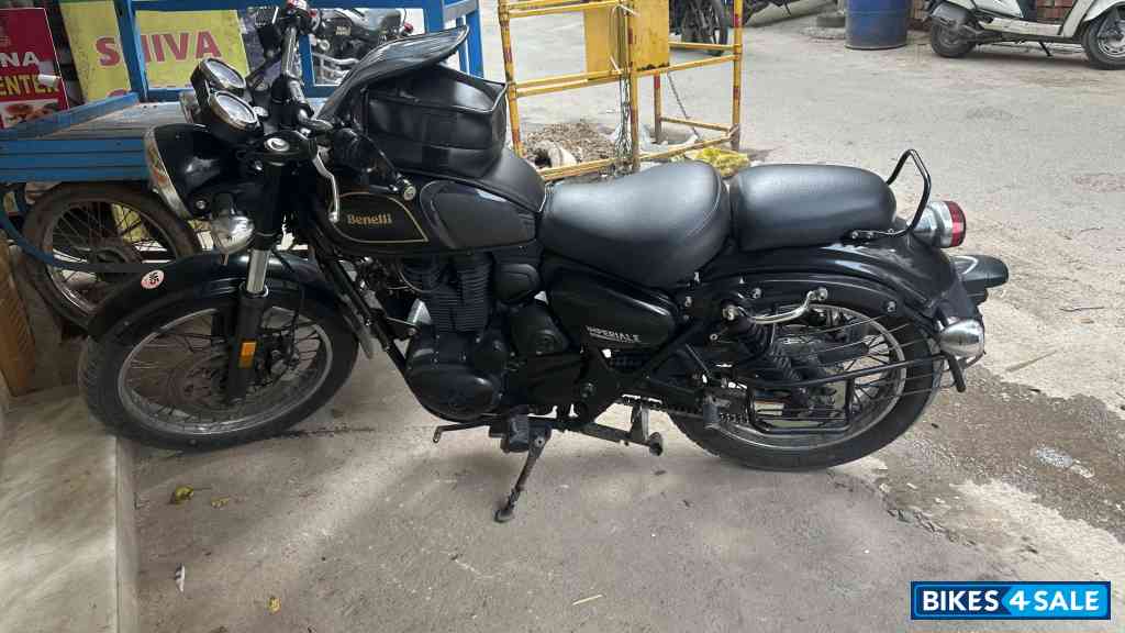 Benelli Imperiale 400