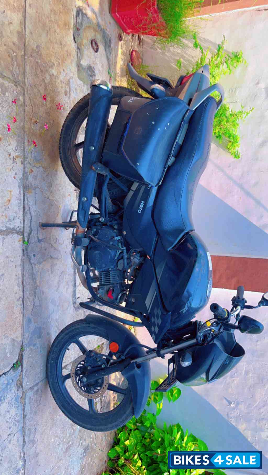 Black Hero Glamour 125 Disc