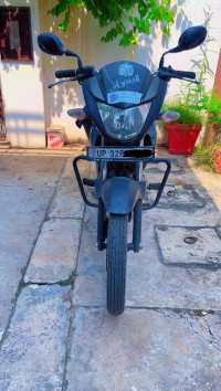 Black Hero Glamour 125 Disc