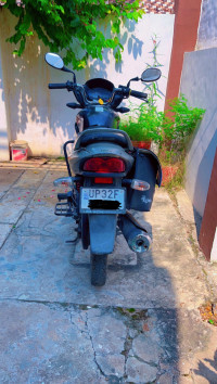 Black Hero Glamour 125 Disc