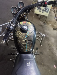 Black Royal Enfield Thunderbird TwinSpark 350