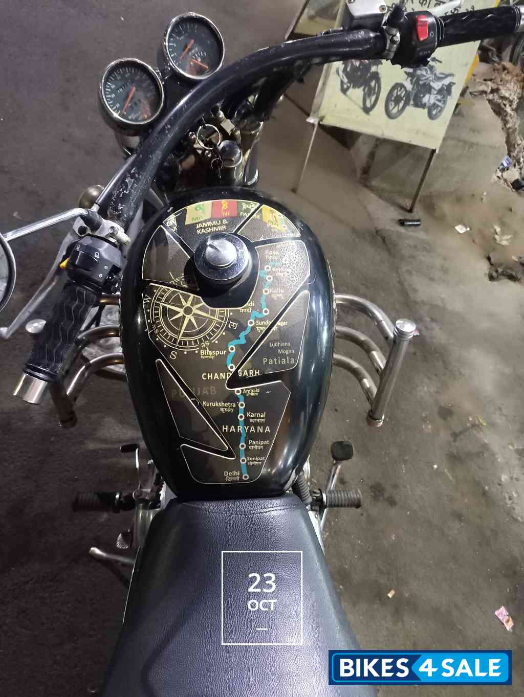 Black Royal Enfield Thunderbird TwinSpark 350