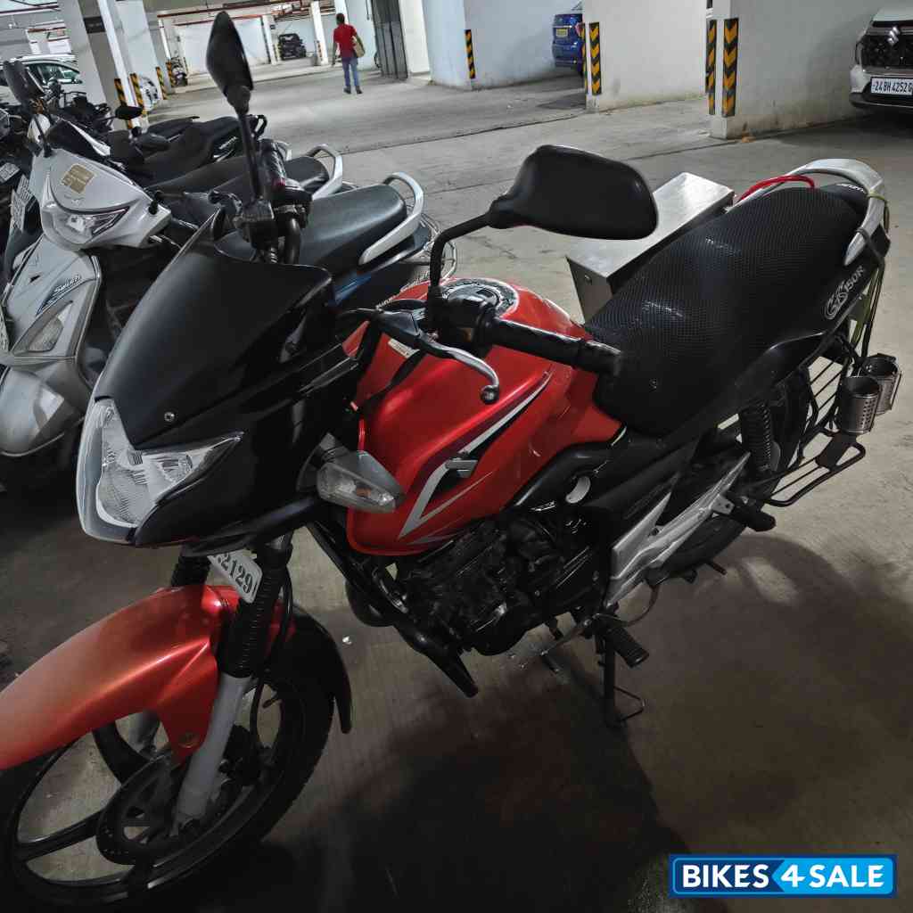 Suzuki GS 150R