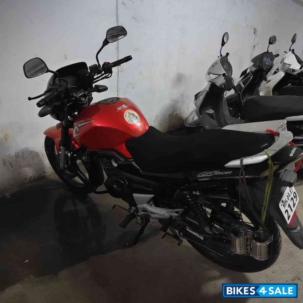 Suzuki GS 150R
