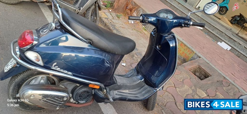 Vespa LX 125