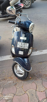 Vespa LX 125