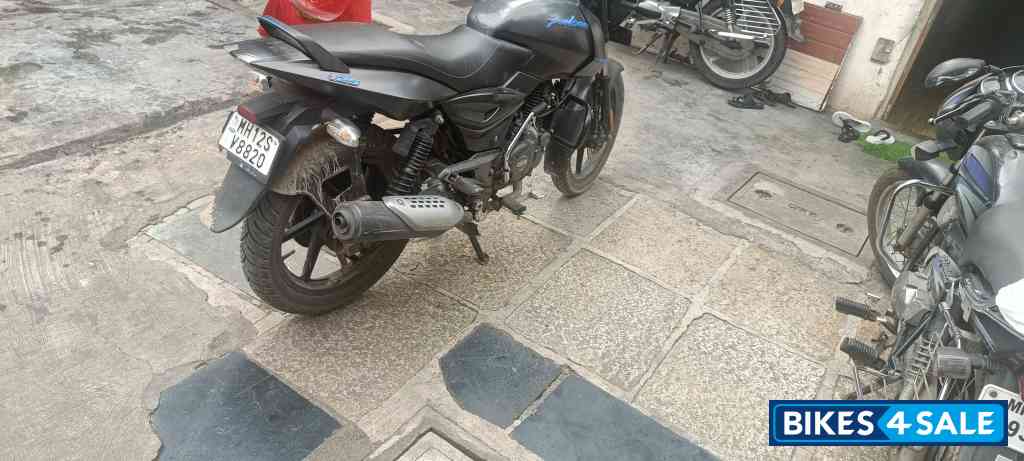 Bajaj Pulsar 125