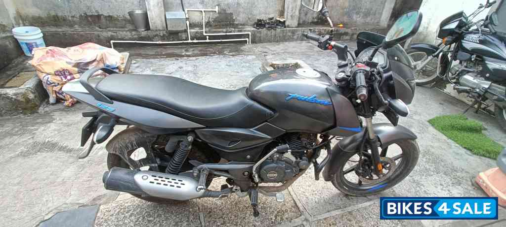Bajaj Pulsar 125