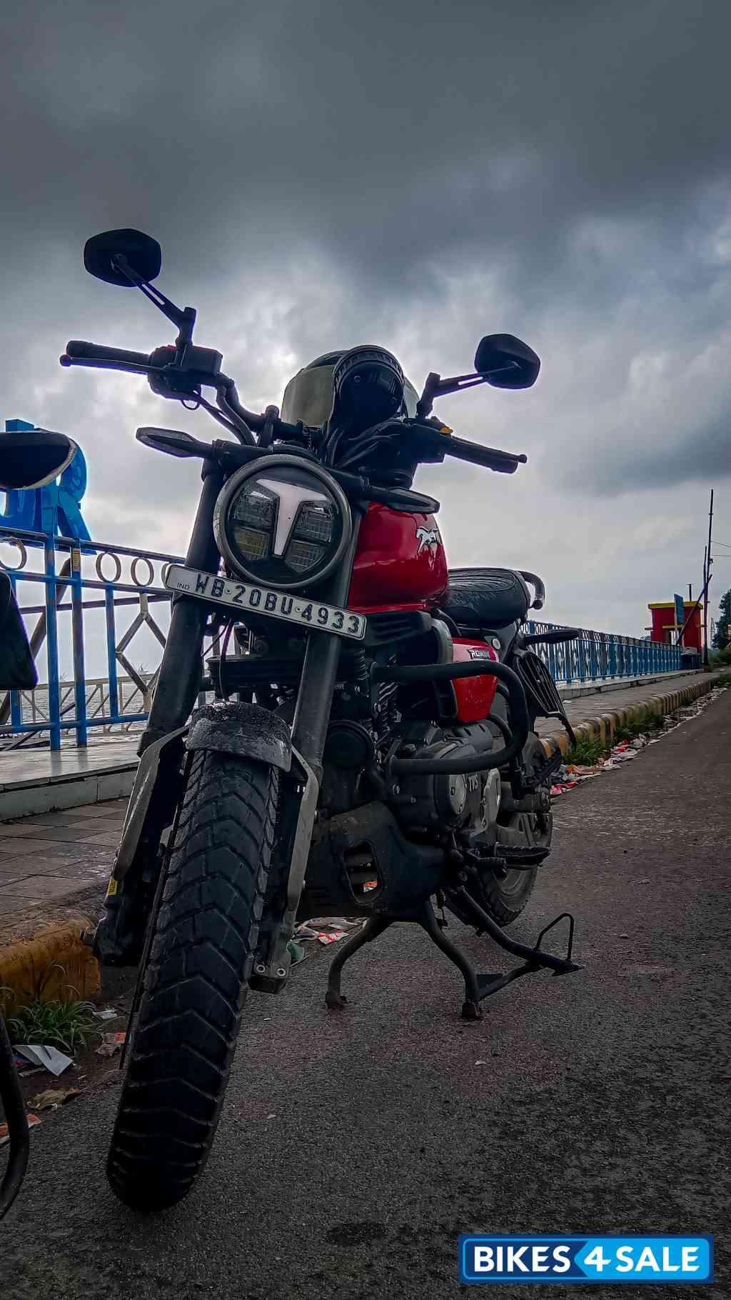 Magma Red TVS Ronin SS