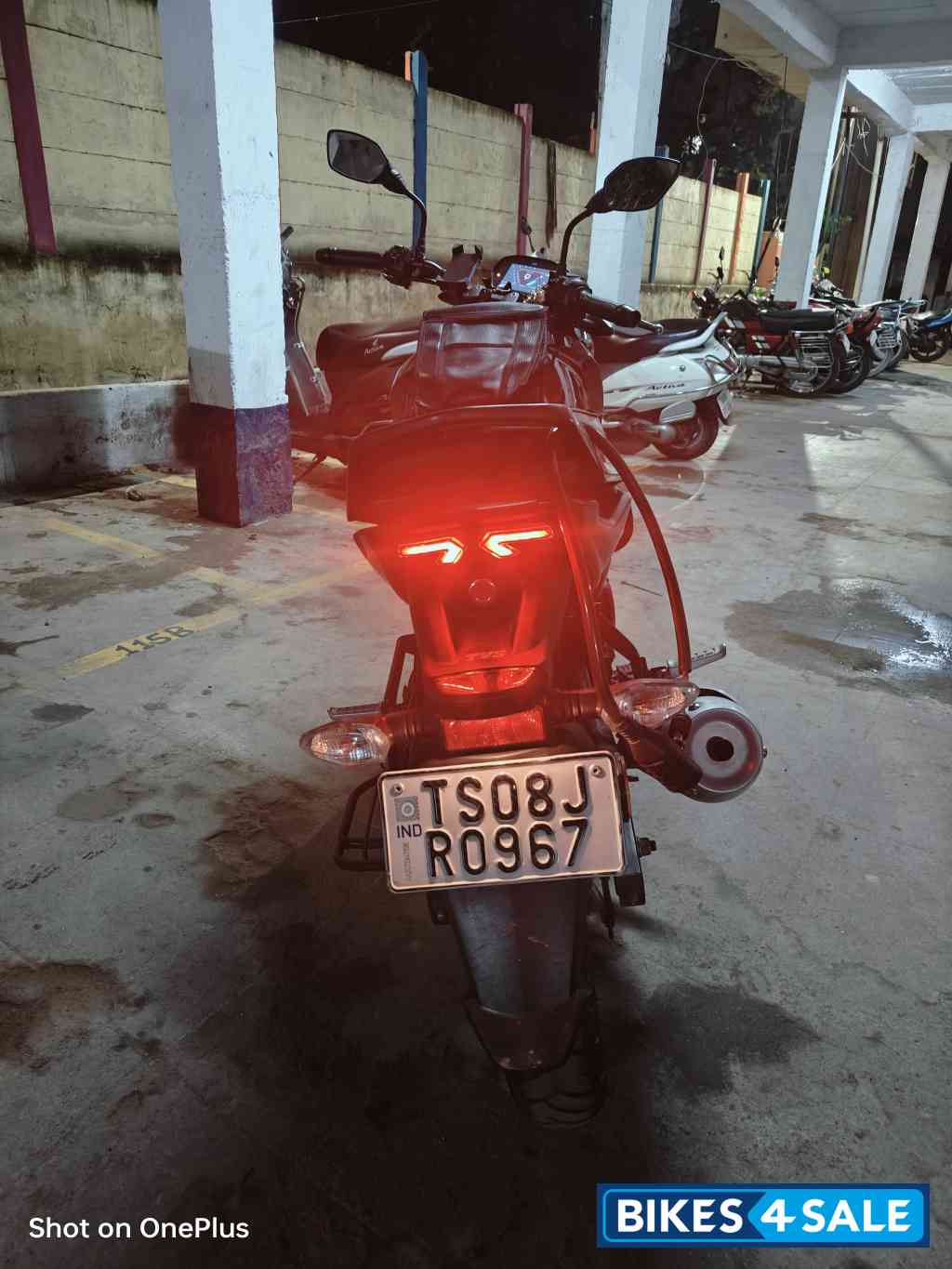 Wicked Black TVS Raider SX Wicked Black TVS Raider SX