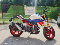 Polar White Racing B BMW G 310 R BS6