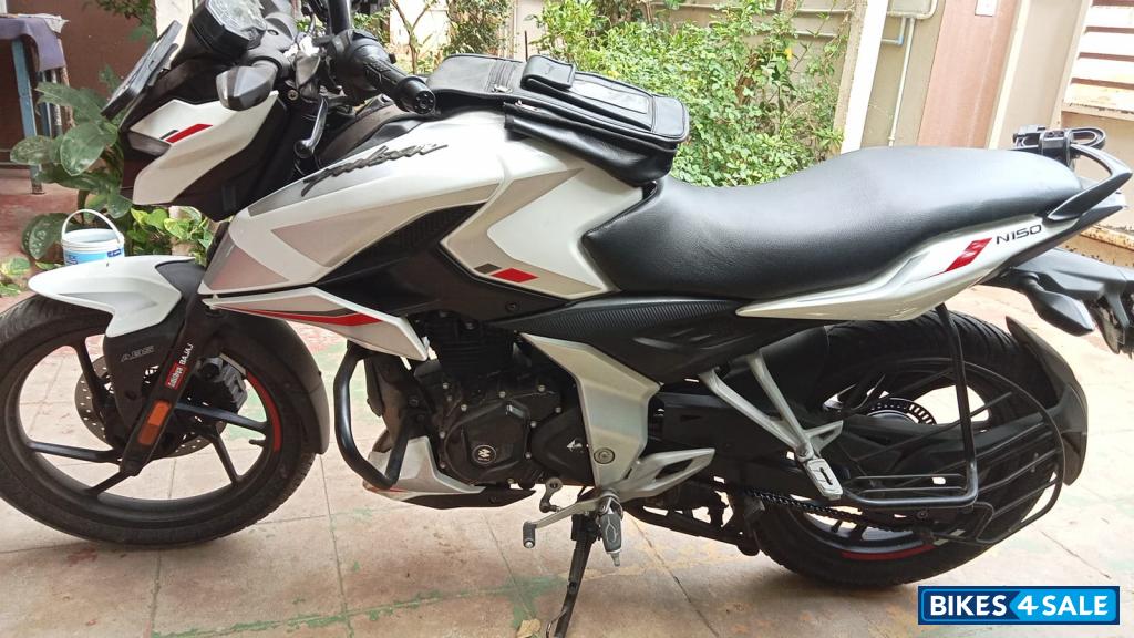 Bajaj Pulsar N150